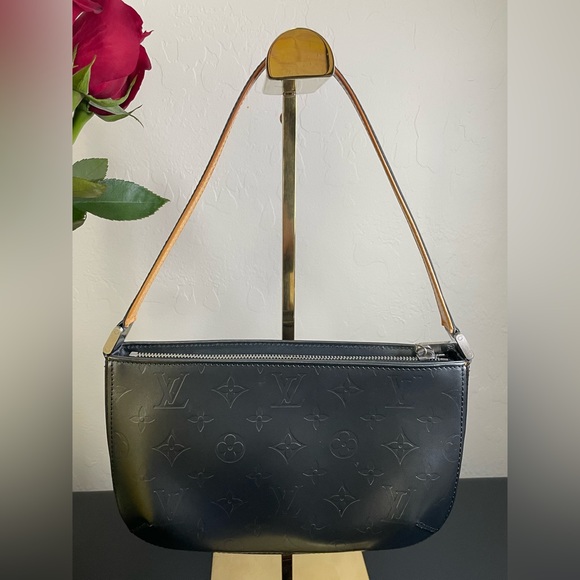 Pre-loved Louis Vuitton Vintage Monogram Mat Fowler Bag / Verified Authentic - Picture 1 of 11